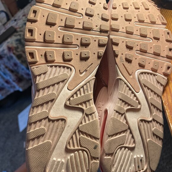 NIKE AIR MAX SNEAKERS - Picture 3 of 6